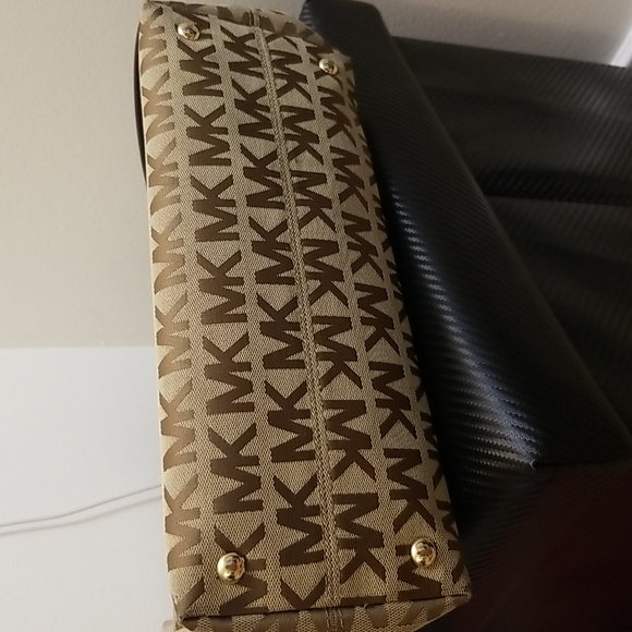 Michael Kors chaun strap jacquard tote - Picture 11 of 12